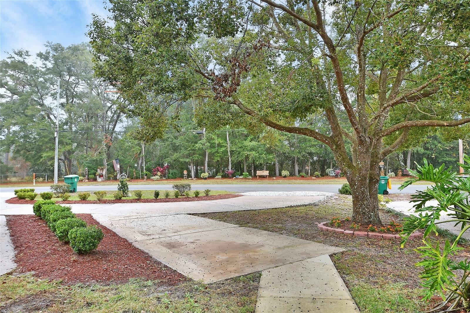 Property Photo:  808 S Hill Avenue 70  FL 32724 