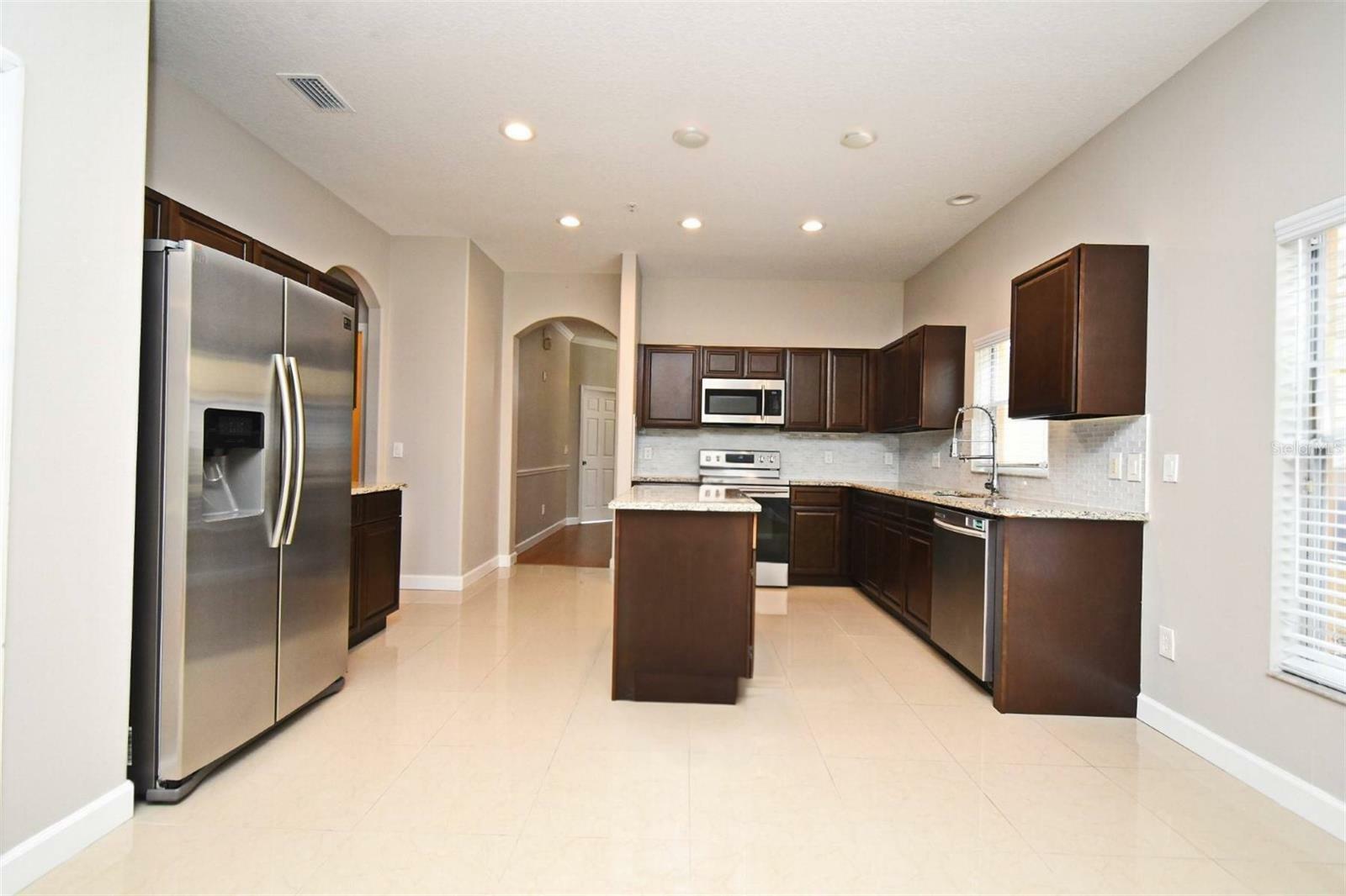 Property Photo:  1250 Willow Branch Drive  FL 32828 