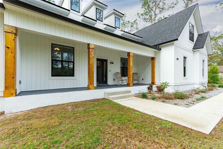 Property Photo:  8611 Quail Hollow Boulevard  FL 33544 