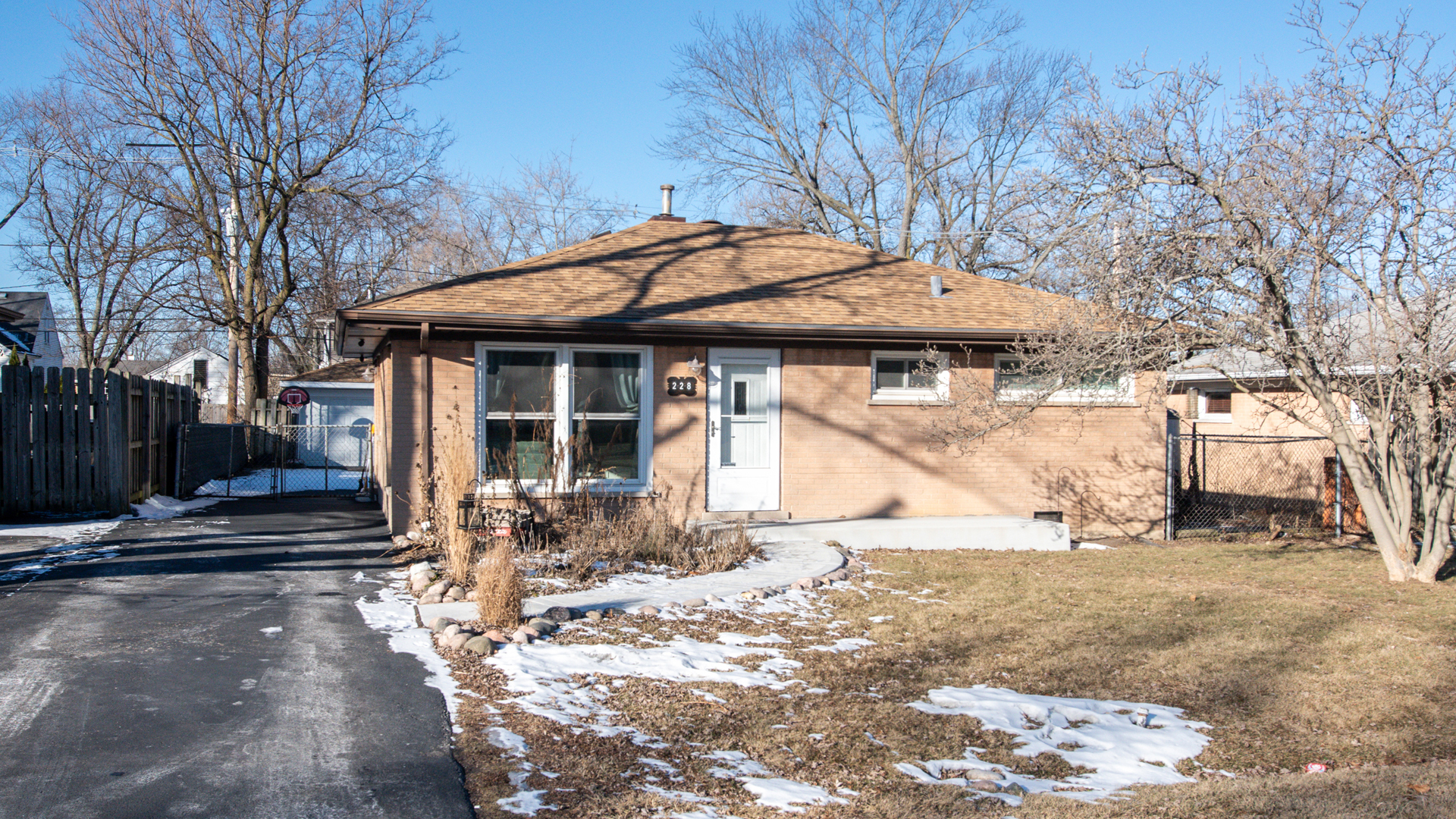 Property Photo:  1S228 Michigan Avenue  IL 60148 