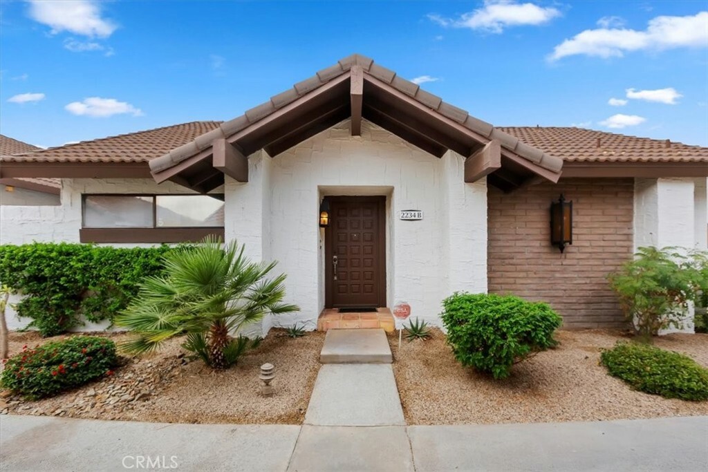 Property Photo:  2234 S Linden Way B  CA 92264 