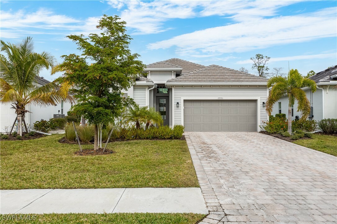 Property Photo:  13531 Blue Bay Circle  FL 33913 