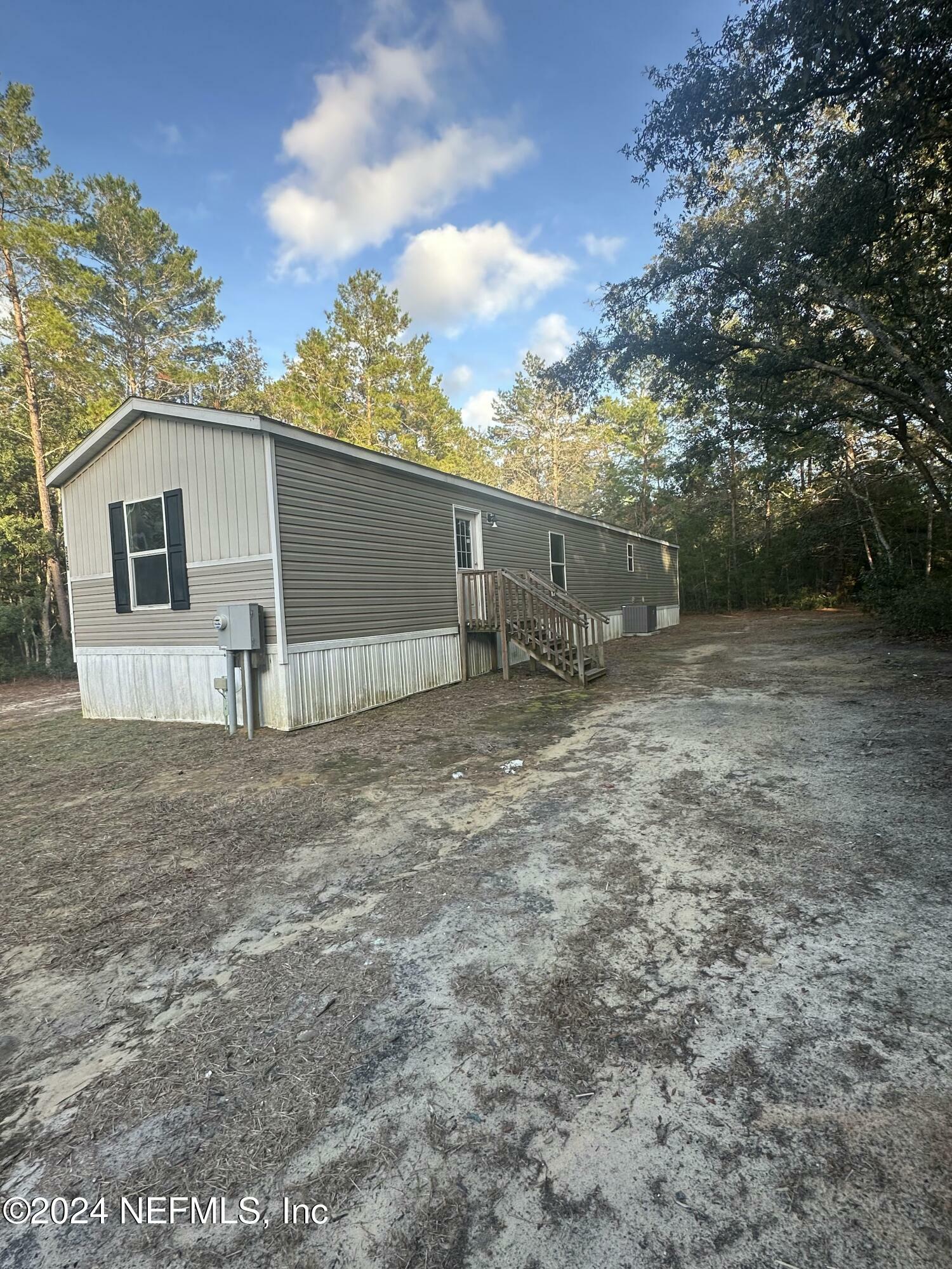 Property Photo:  326 Gloria Avenue  FL 32148 