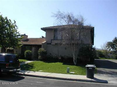 Property Photo: 700 Summerwood Lane CA 93436