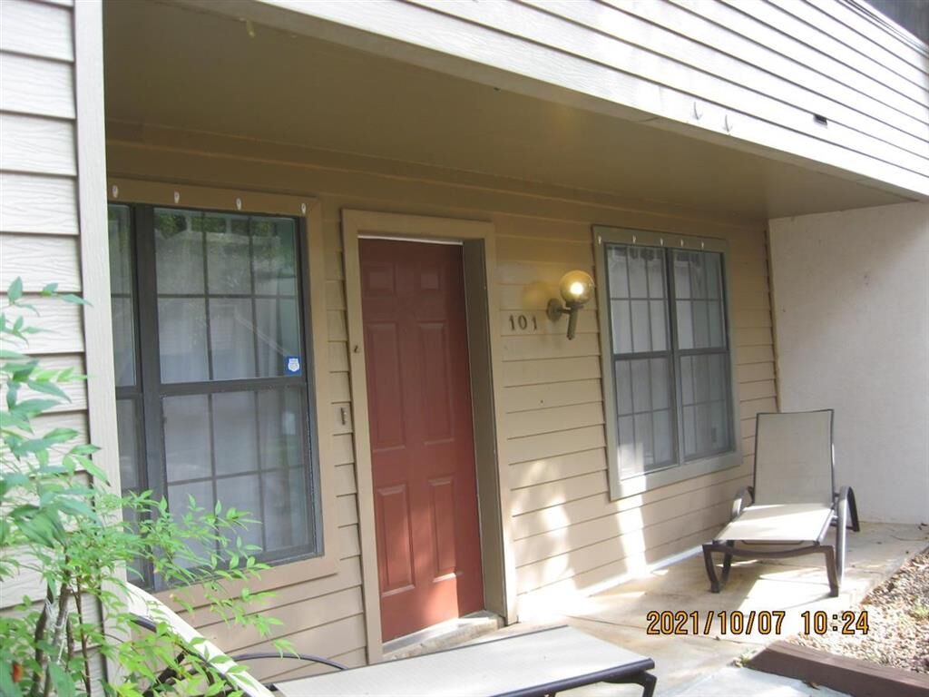Property Photo: