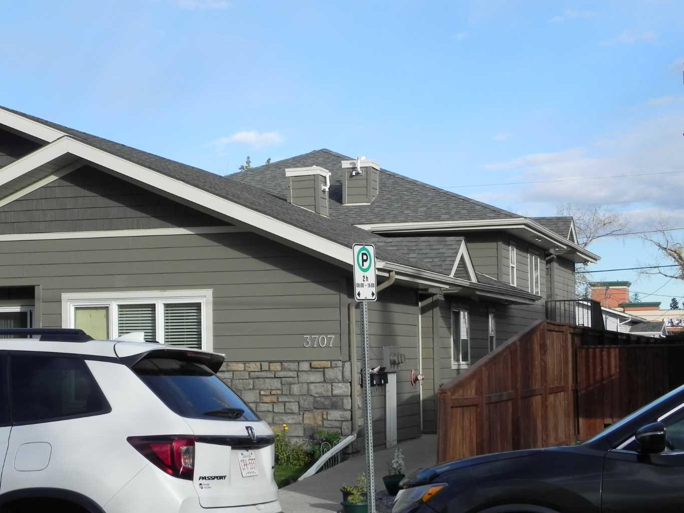 Property Photo:  3707 51 Avenue  AB T4N 4G5 