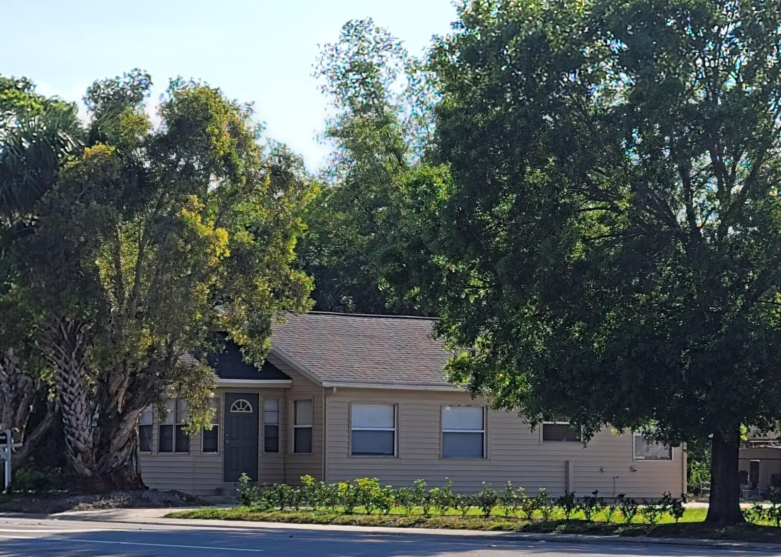 Property Photo: 1207 S 25th Street FL 34947