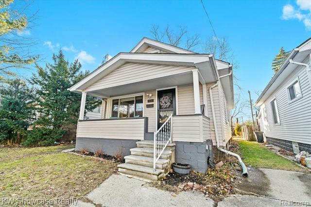 Property Photo:  3141 Minerva Street  MI 48220 