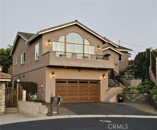 Property Photo:  1568 Cabrillo Court  CA 93433 