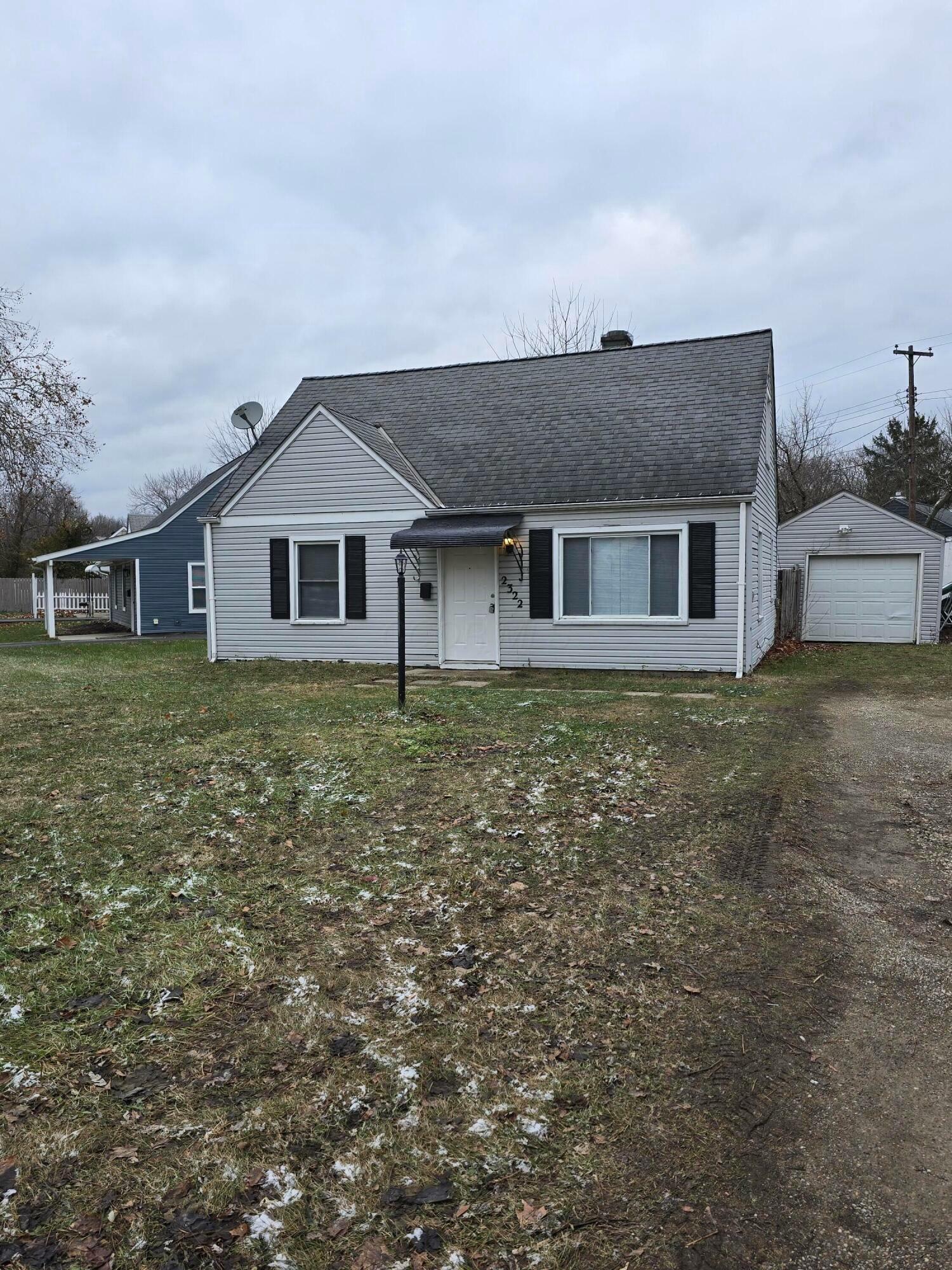 2322 Mecca Road  Columbus OH 43224 photo