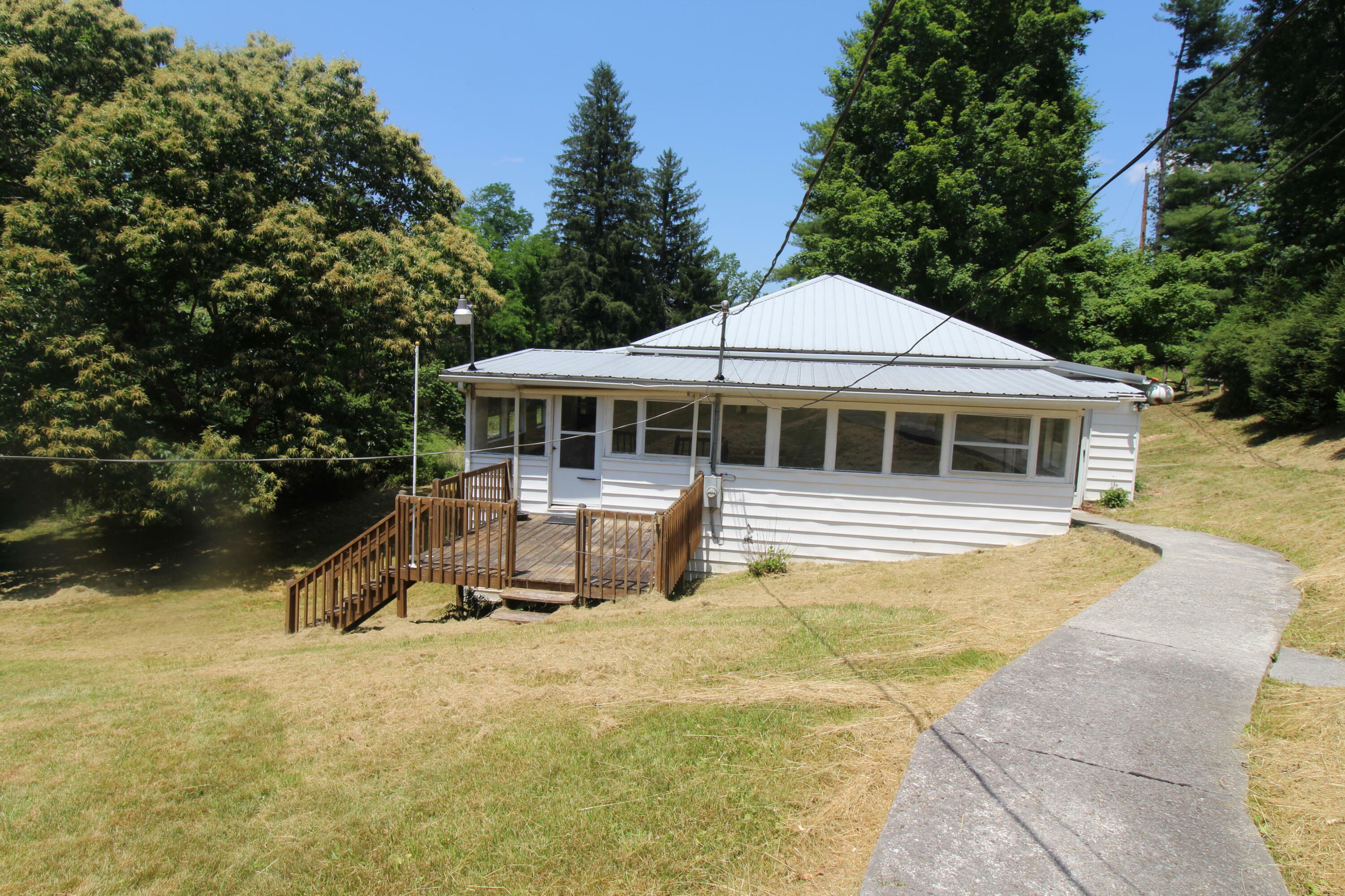 Property Photo:  158 Beagle Club Rd  WV 25969 