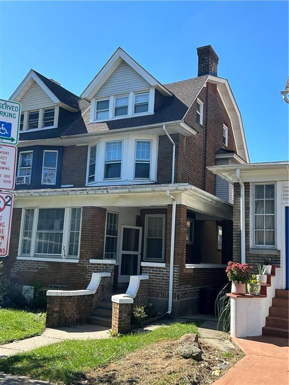 Property Photo: 214 South 16th Street 2 PA 18102