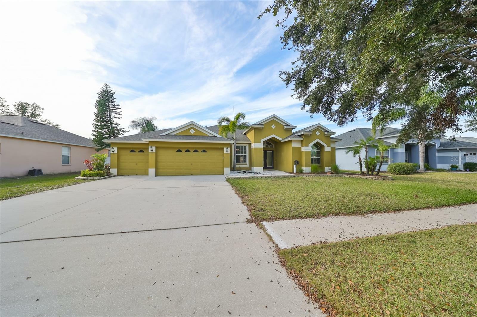 Property Photo:  9415 Sayre Street  FL 33569 