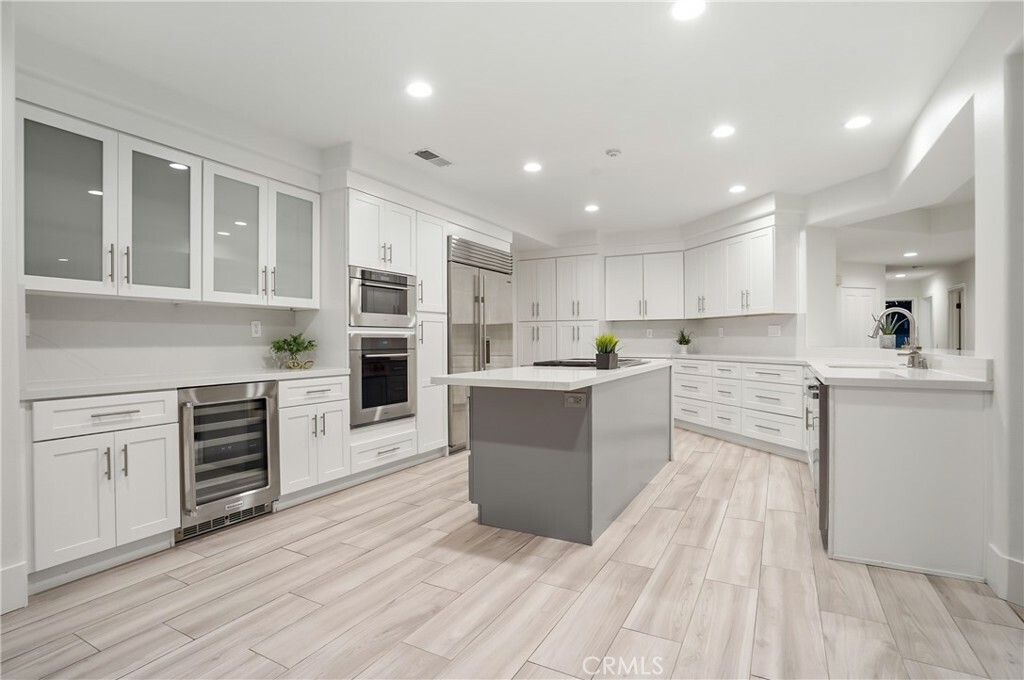 Property Photo: 24868 Paseo Primario CA 91302