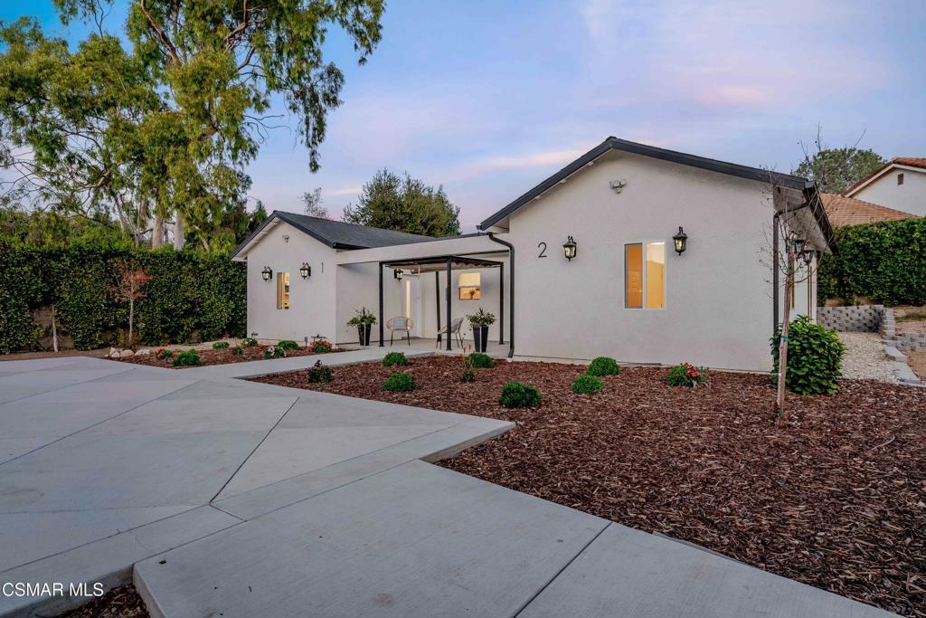 Property Photo: 568 Bristol Avenue CA 93065