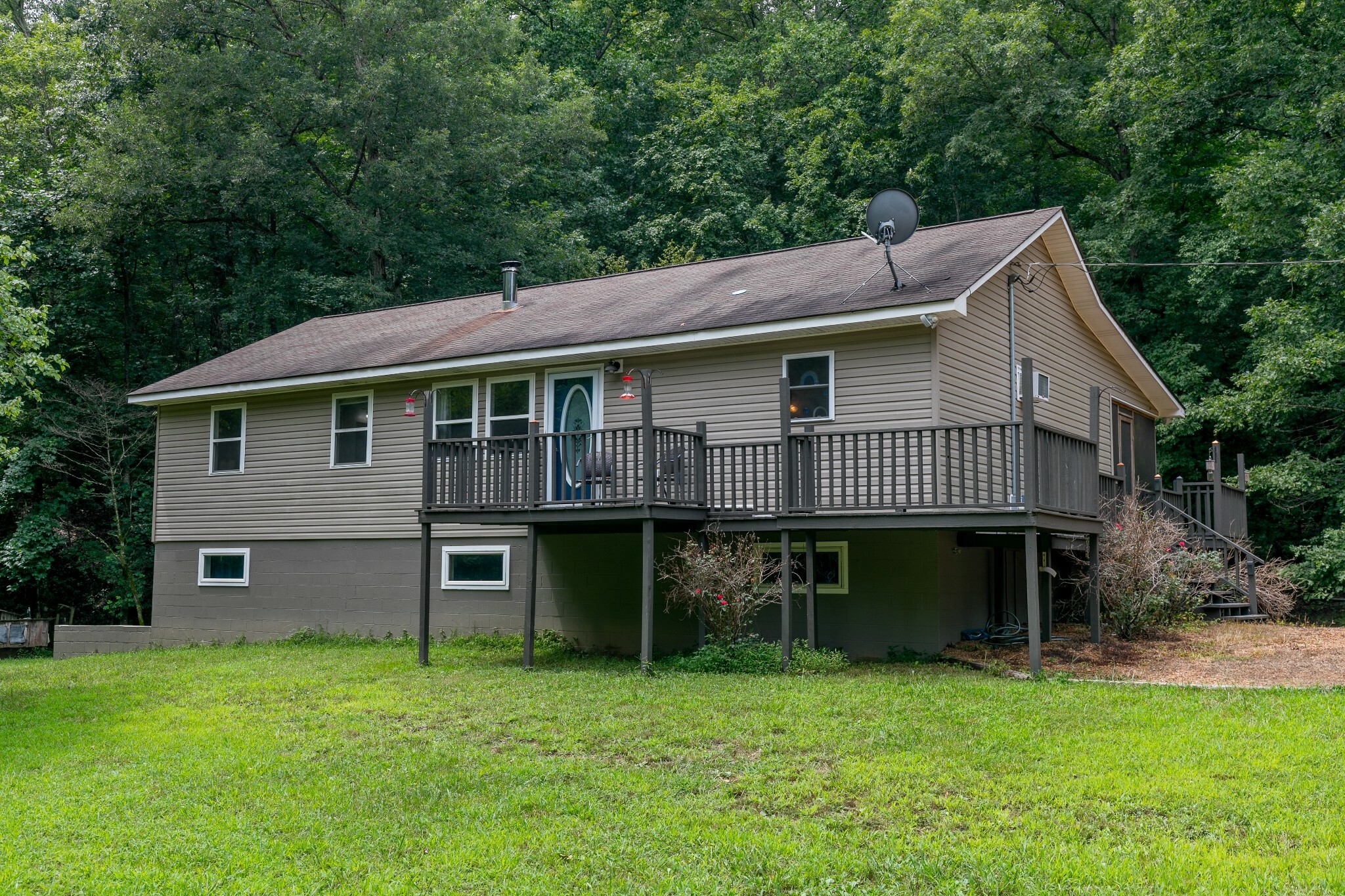 Property Photo: 925 County Line Rd TN 37033