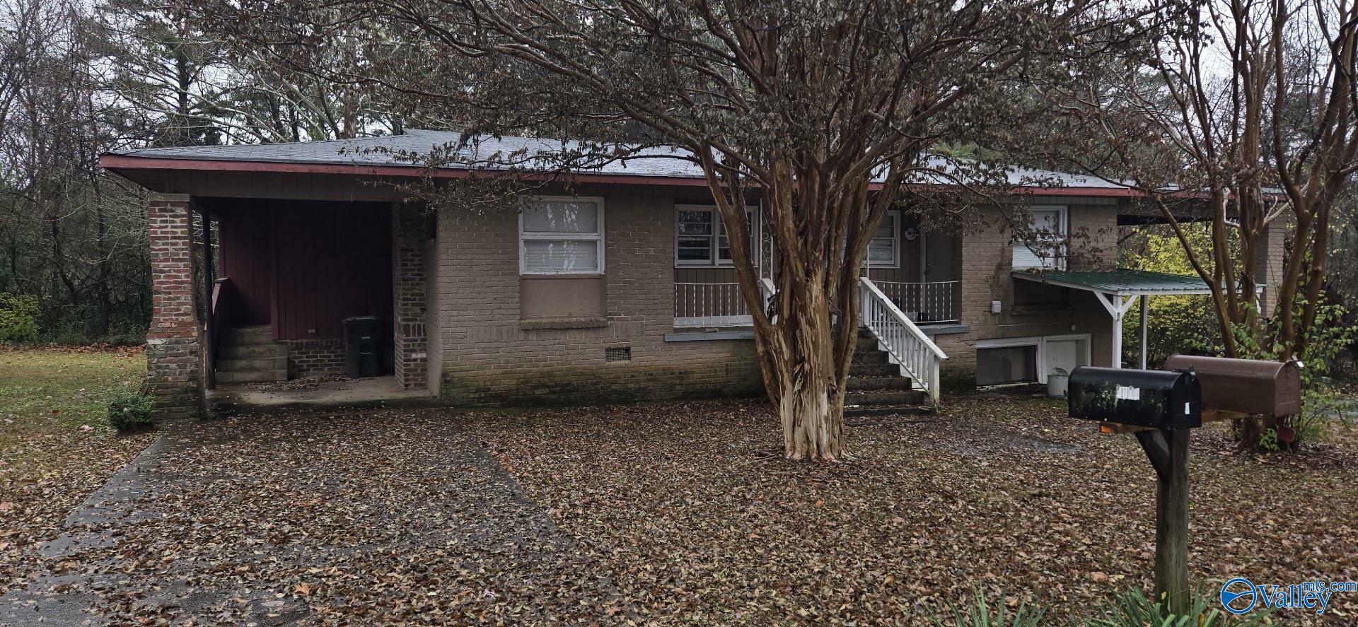 Property Photo:  2106 Hill Street  AL 35810 