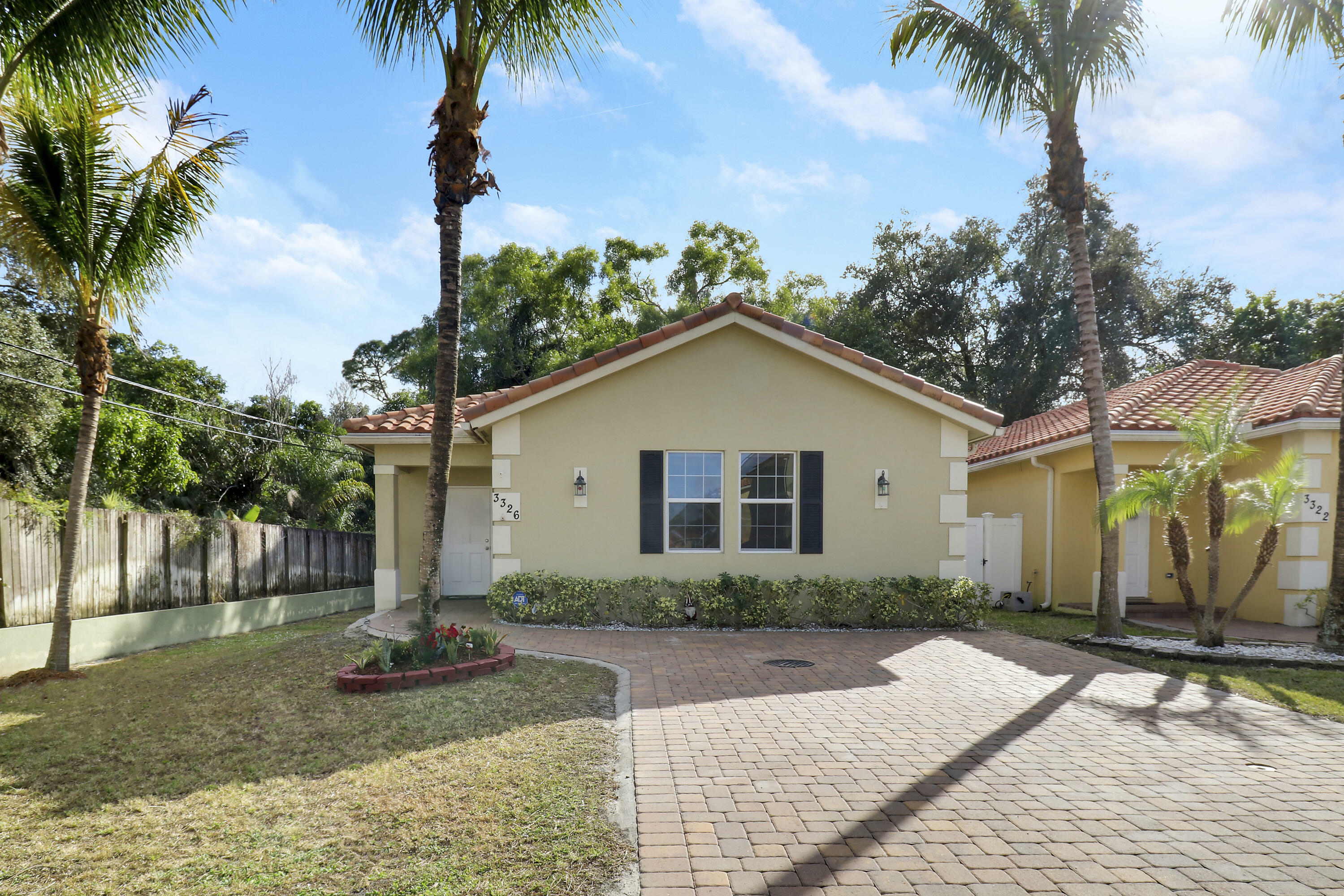 Property Photo:  3326 Elizabeth Place S  FL 33461 