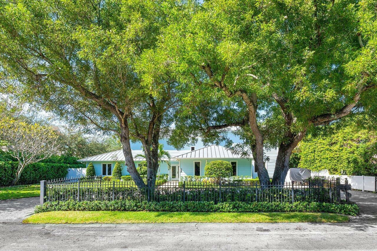 Property Photo:  1002 NW 5th Avenue  FL 33444 