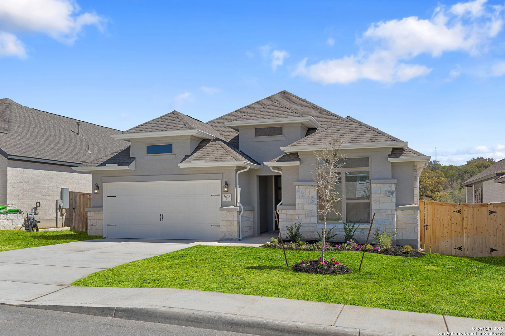 Property Photo: 2608 Sueno Point TX 78245