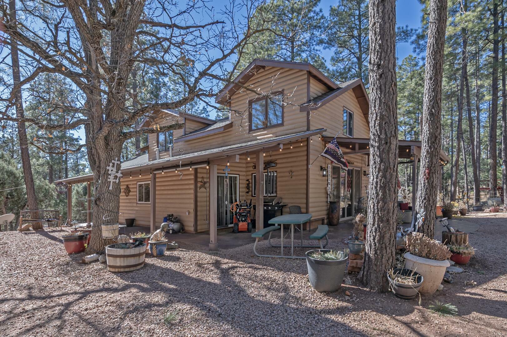 Property Photo:  1103 E Ranch Road  AZ 85541 