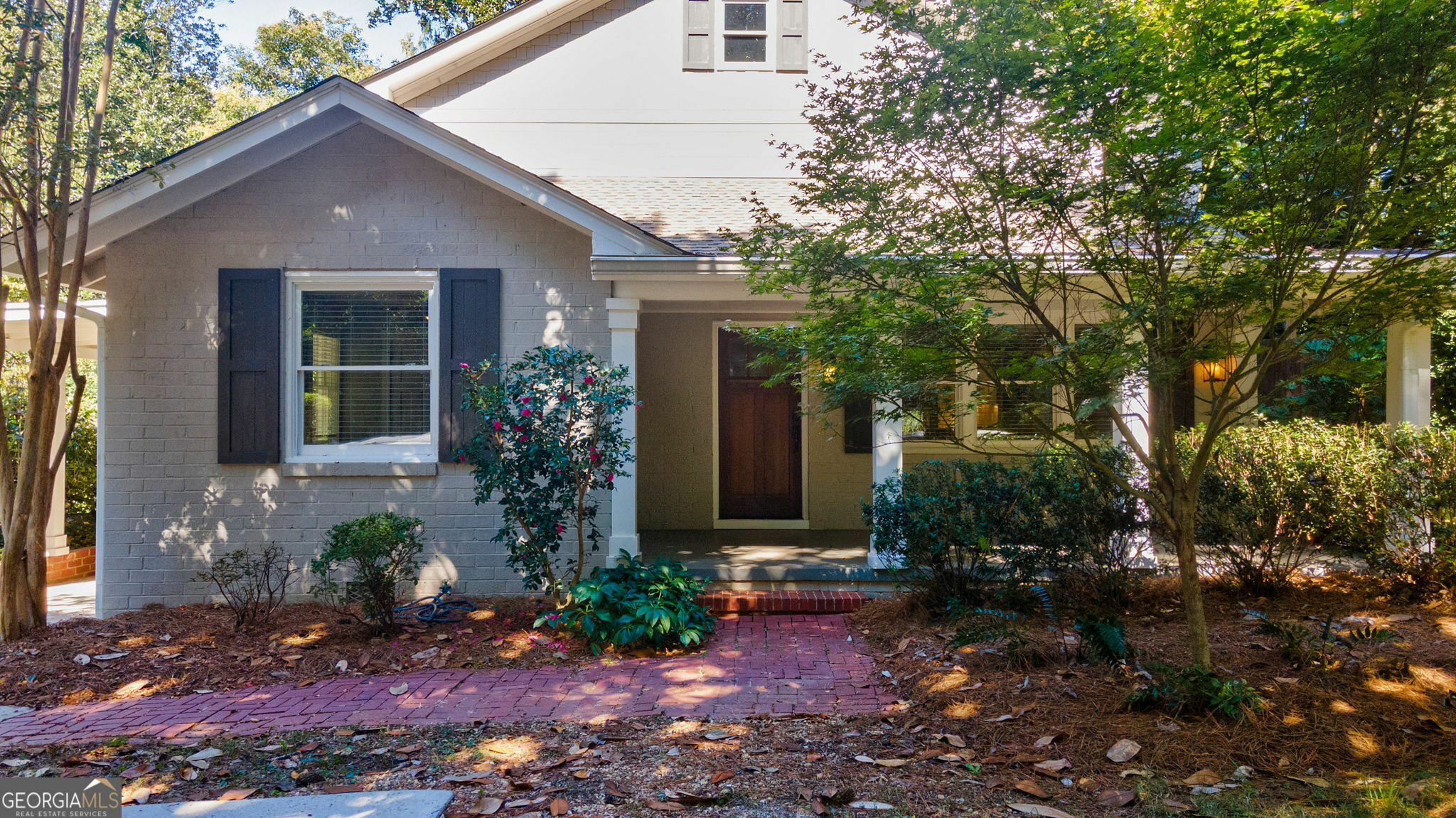 Property Photo:  584 Highland Avenue  GA 30606 