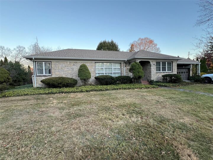 Property Photo: 10 Memory Lane NY 12603