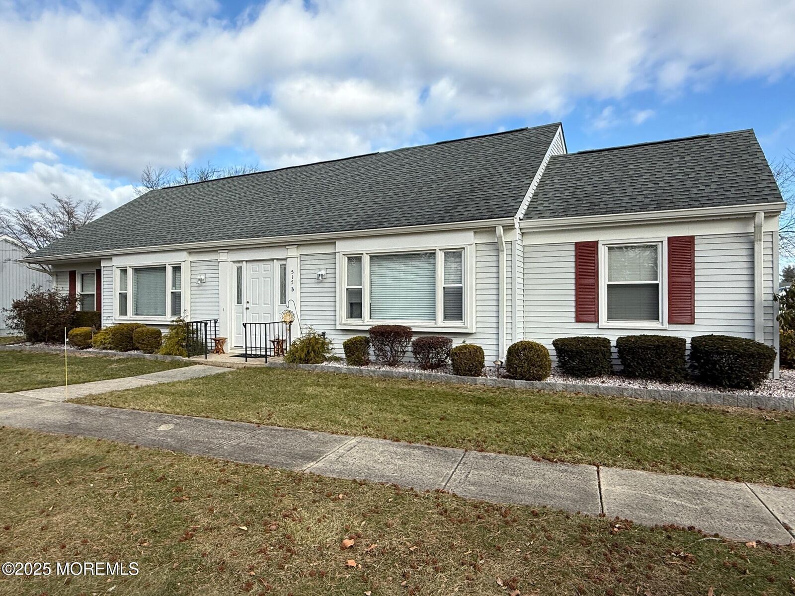 Property Photo:  515B Revere Way  NJ 08831