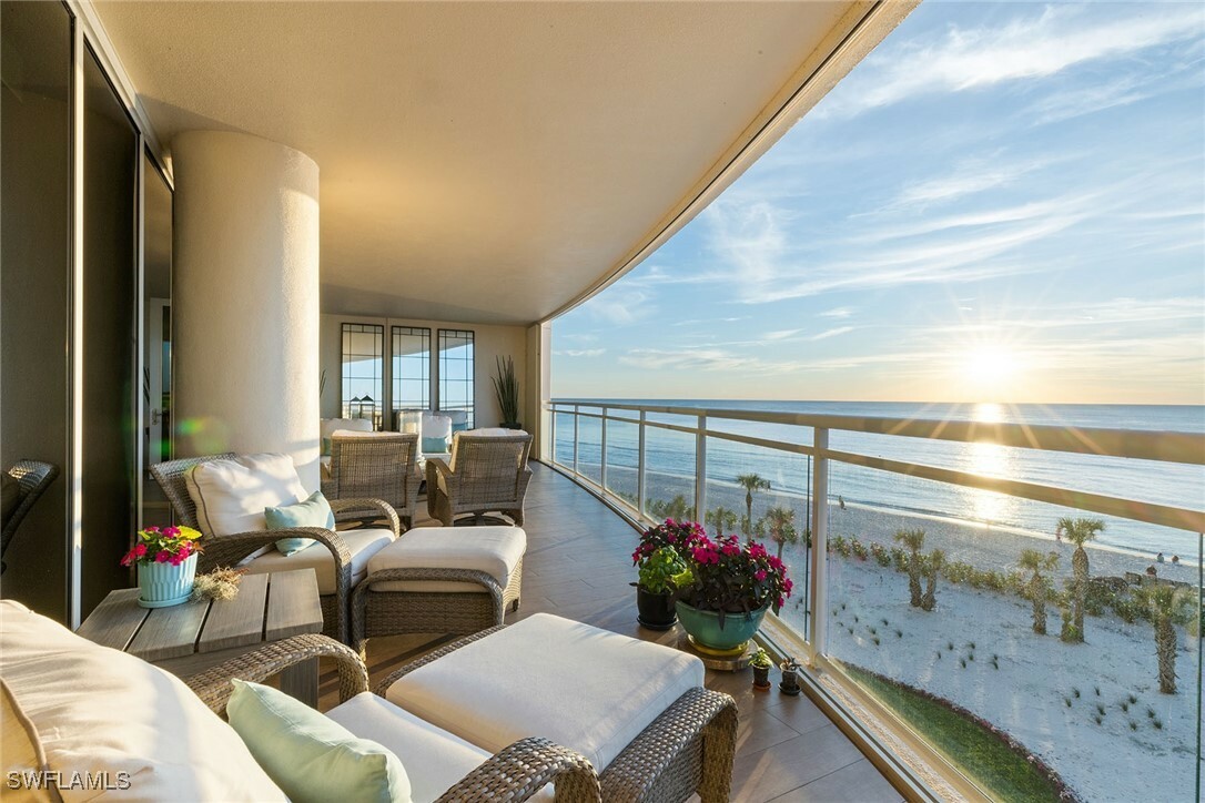 Property Photo: 11125 Gulf Shore Drive 405 FL 34108
