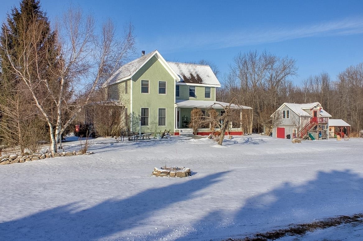 Property Photo:  3671 Lakeview Drive  VT 05458 