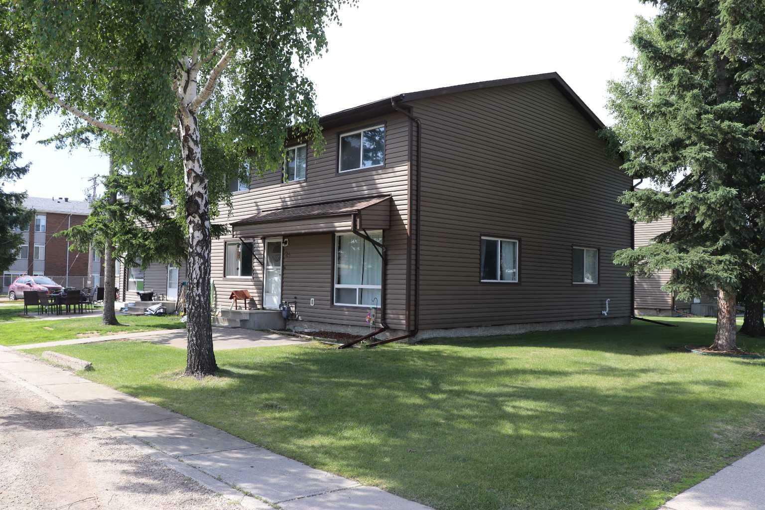 Property Photo:  5215 6 Avenue 24  AB T7E 1K9 