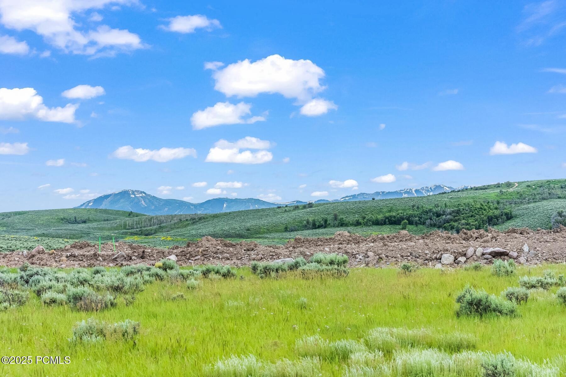 Property Photo: 5812 Double Deer Drive UT 84098