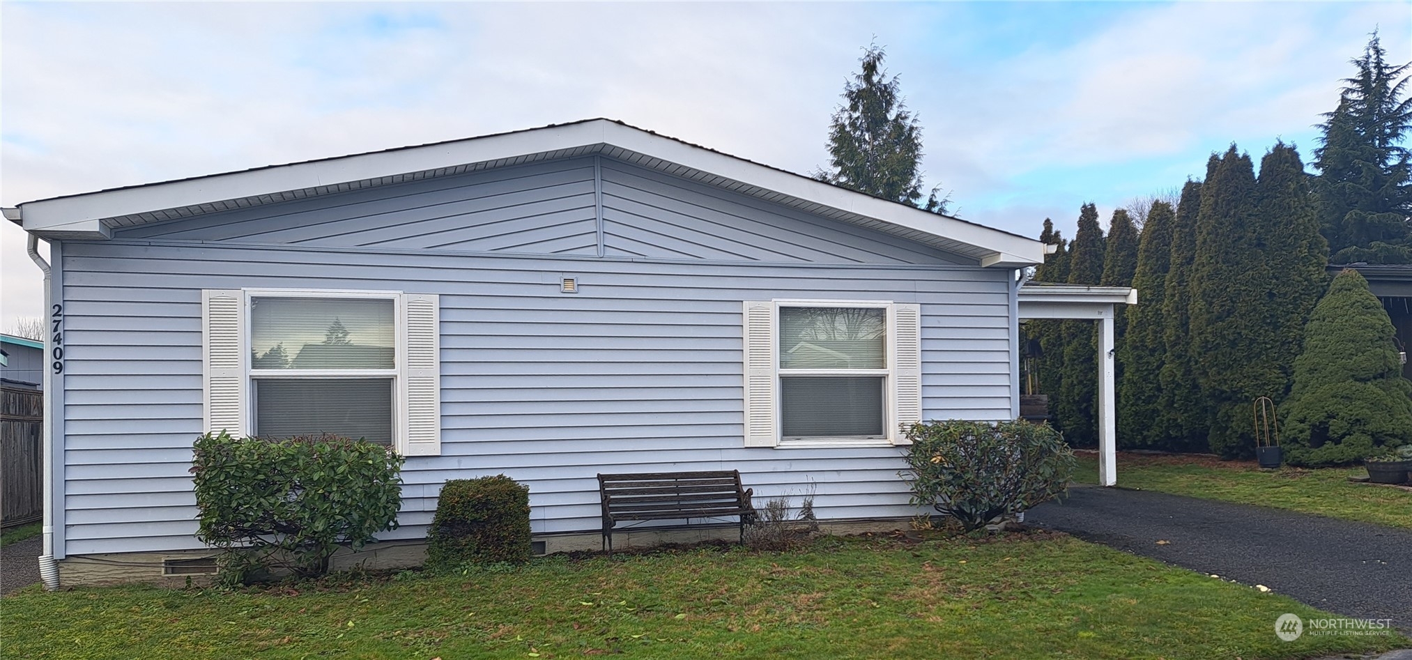 Property Photo:  27409  149th Avenue SE  WA 98042 