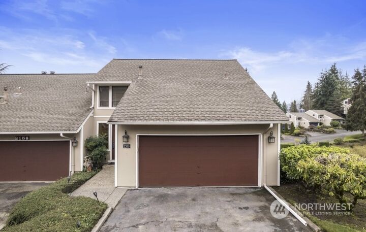Property Photo: 2160 7th Avenue SW WA 98371