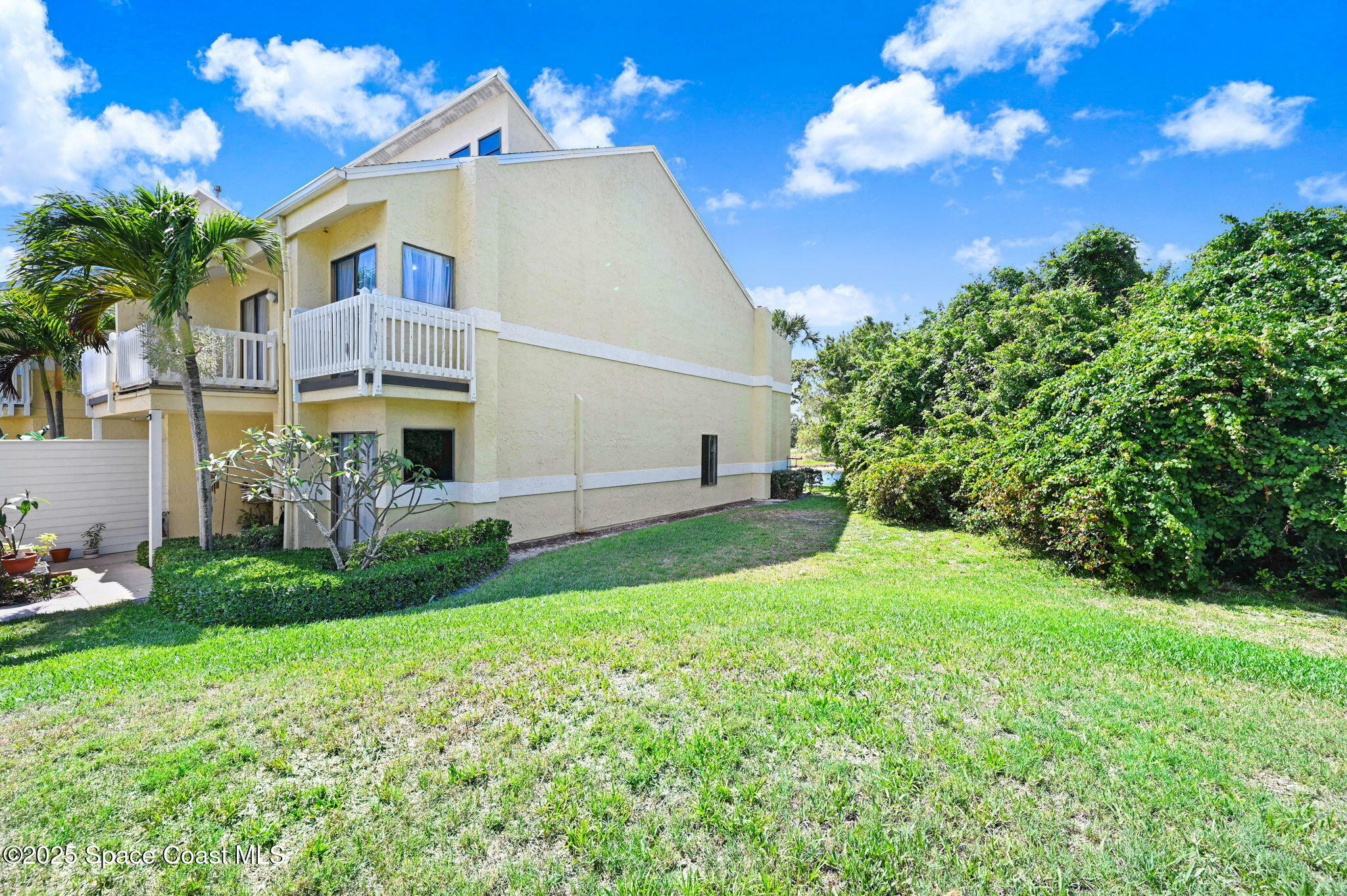 Property Photo:  330 Lofts Drive  FL 32940 