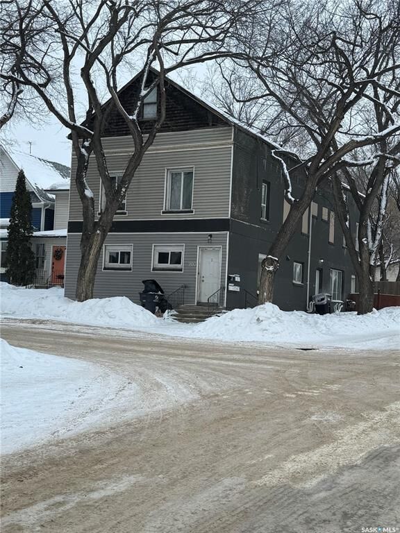 200 28th Street W  Saskatoon SK S7L 0K3 photo