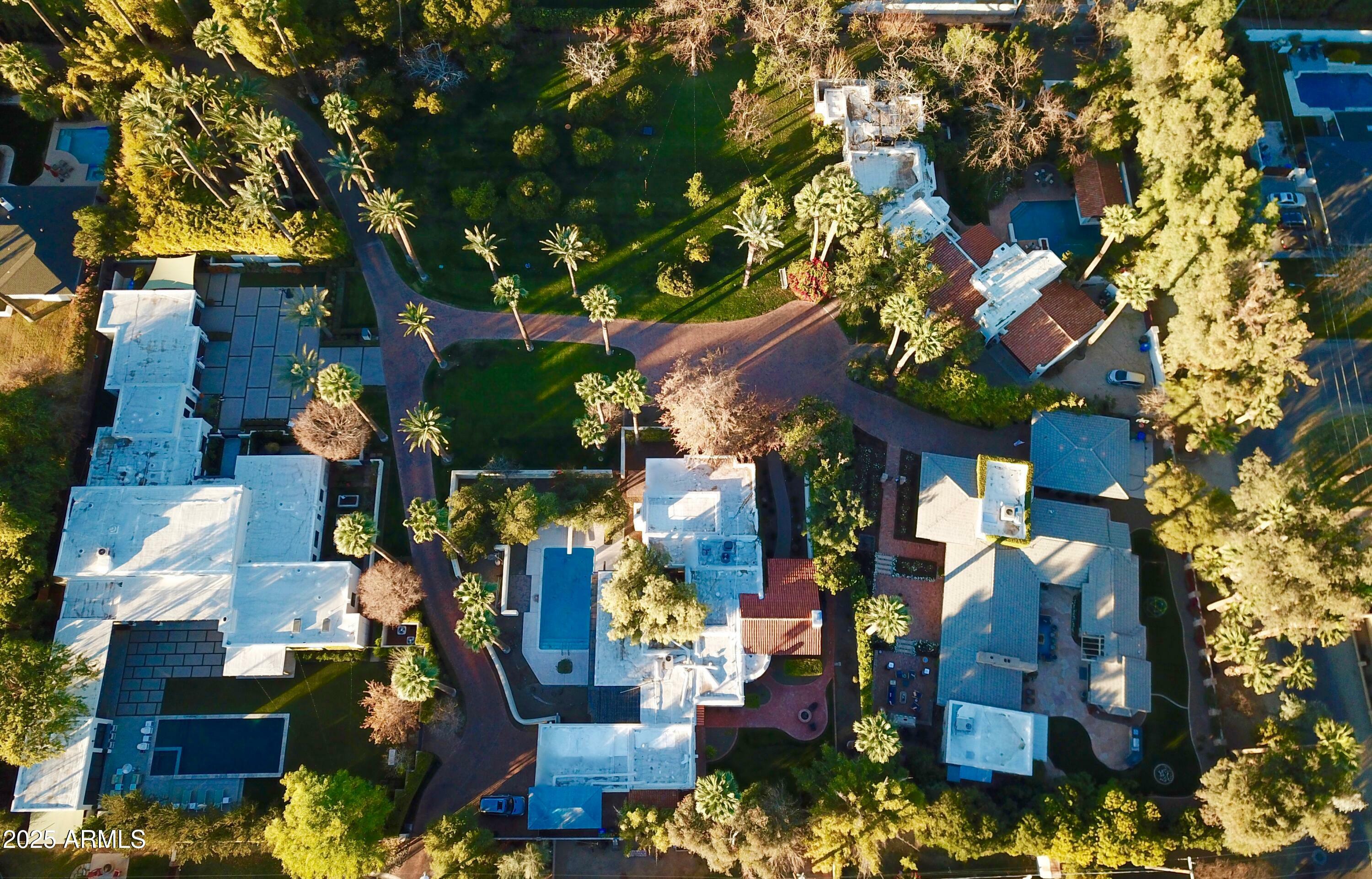 Property Photo: 7249 N Central Avenue AZ 85020