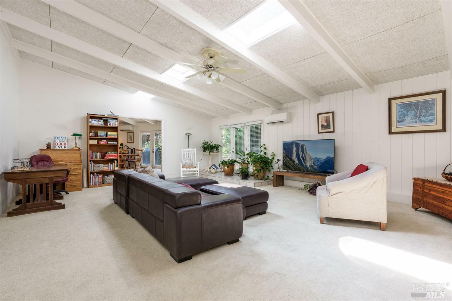 Property Photo:  1129 W Standley Street  CA 95482 