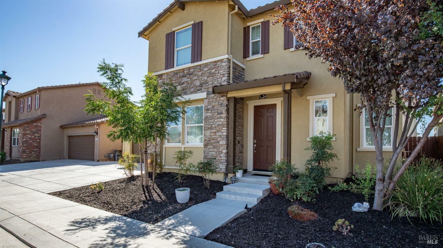 Property Photo:  324 Jasmine Drive  CA 95687 