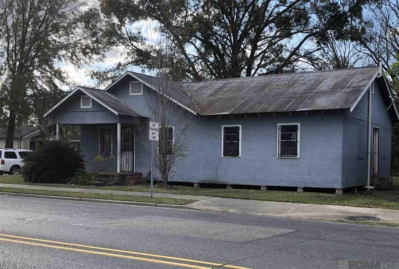 Property Photo: 569 E Buchanan St LA 70802