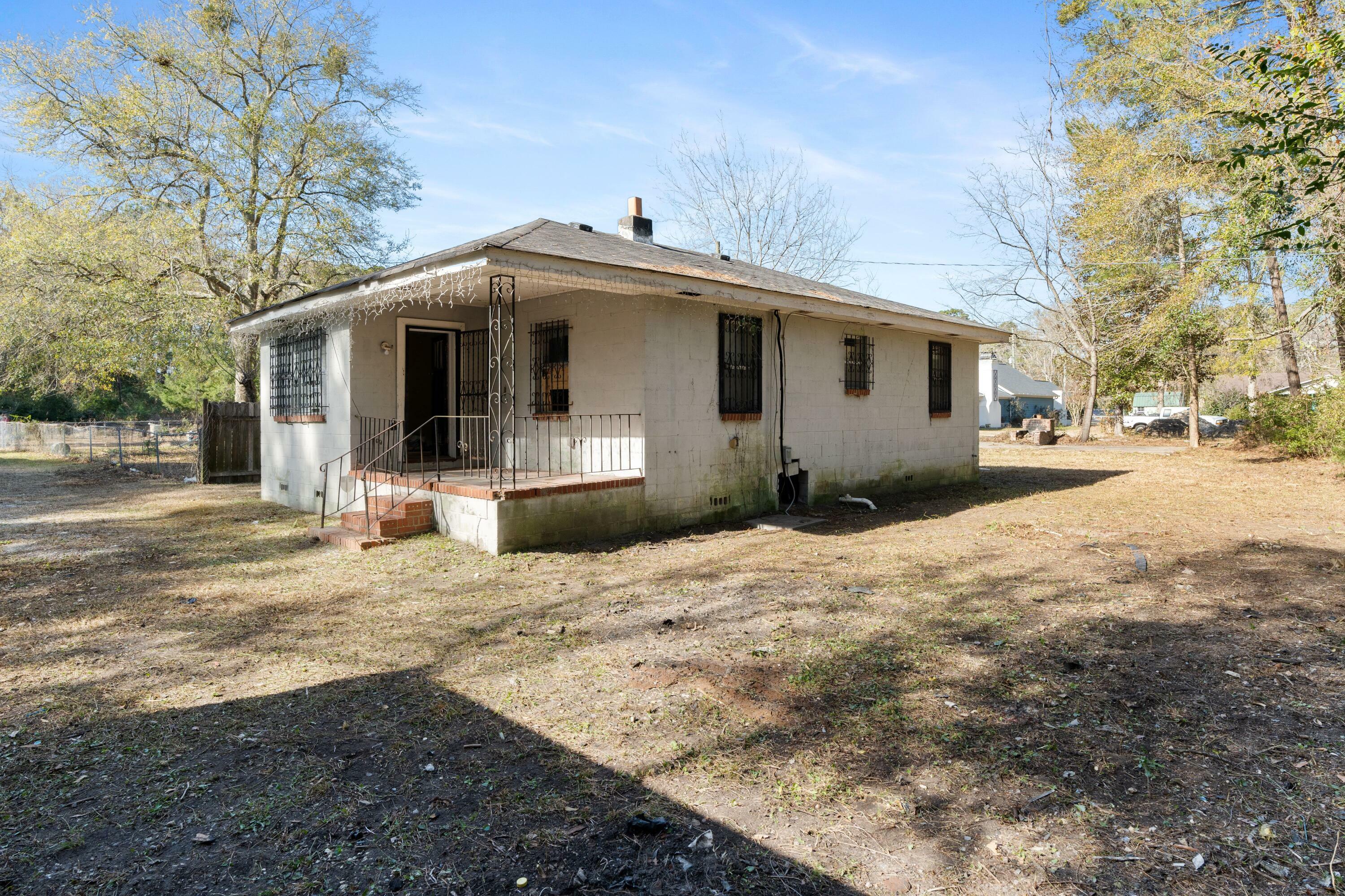 Property Photo:  1779 Snowden Road  SC 29464 