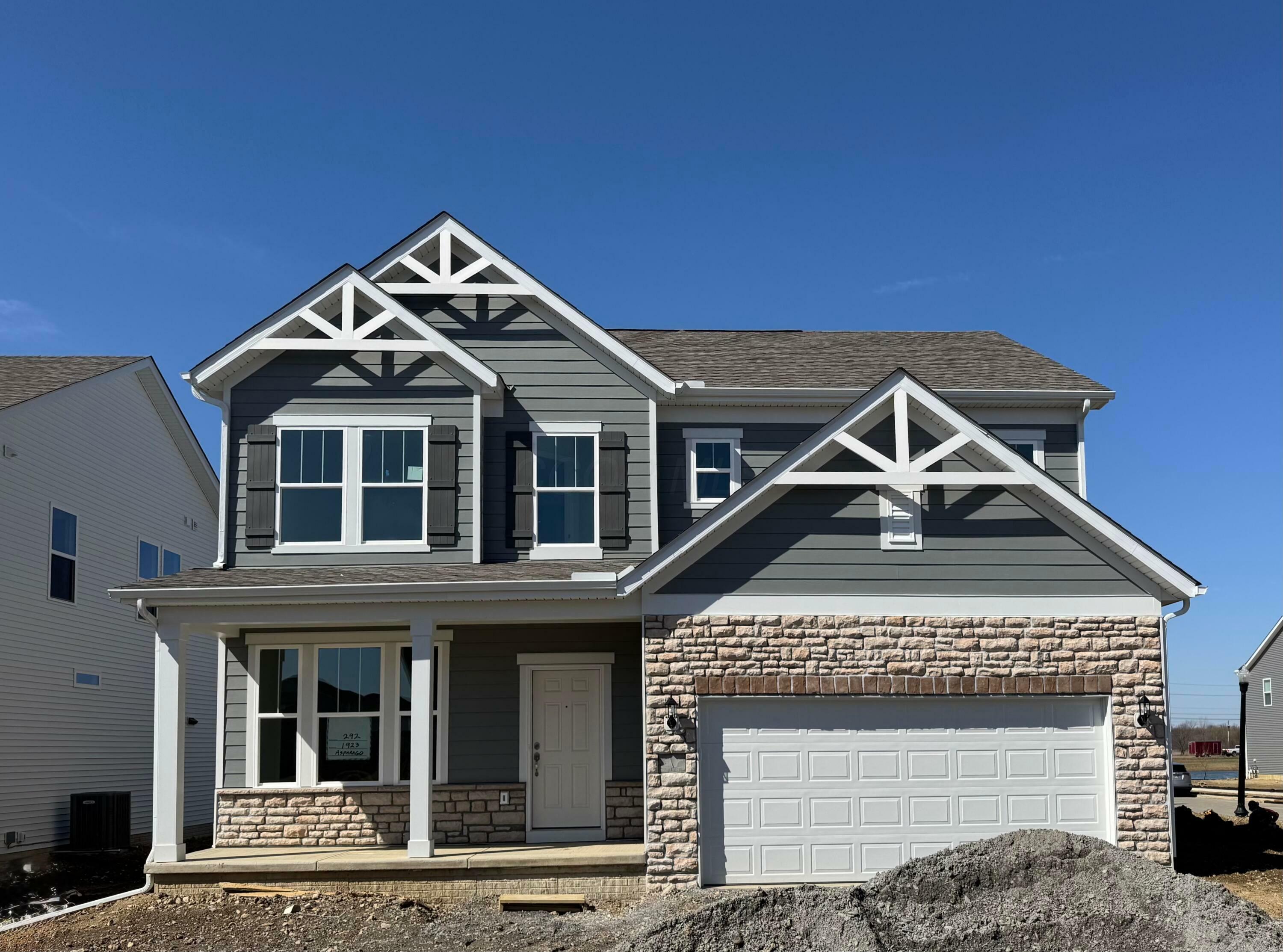 Property Photo: 1923 Asparago Drive OH 43026
