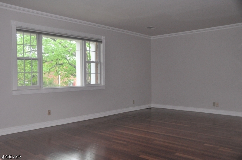 Property Photo:  67 New England Ave D  NJ 07901 