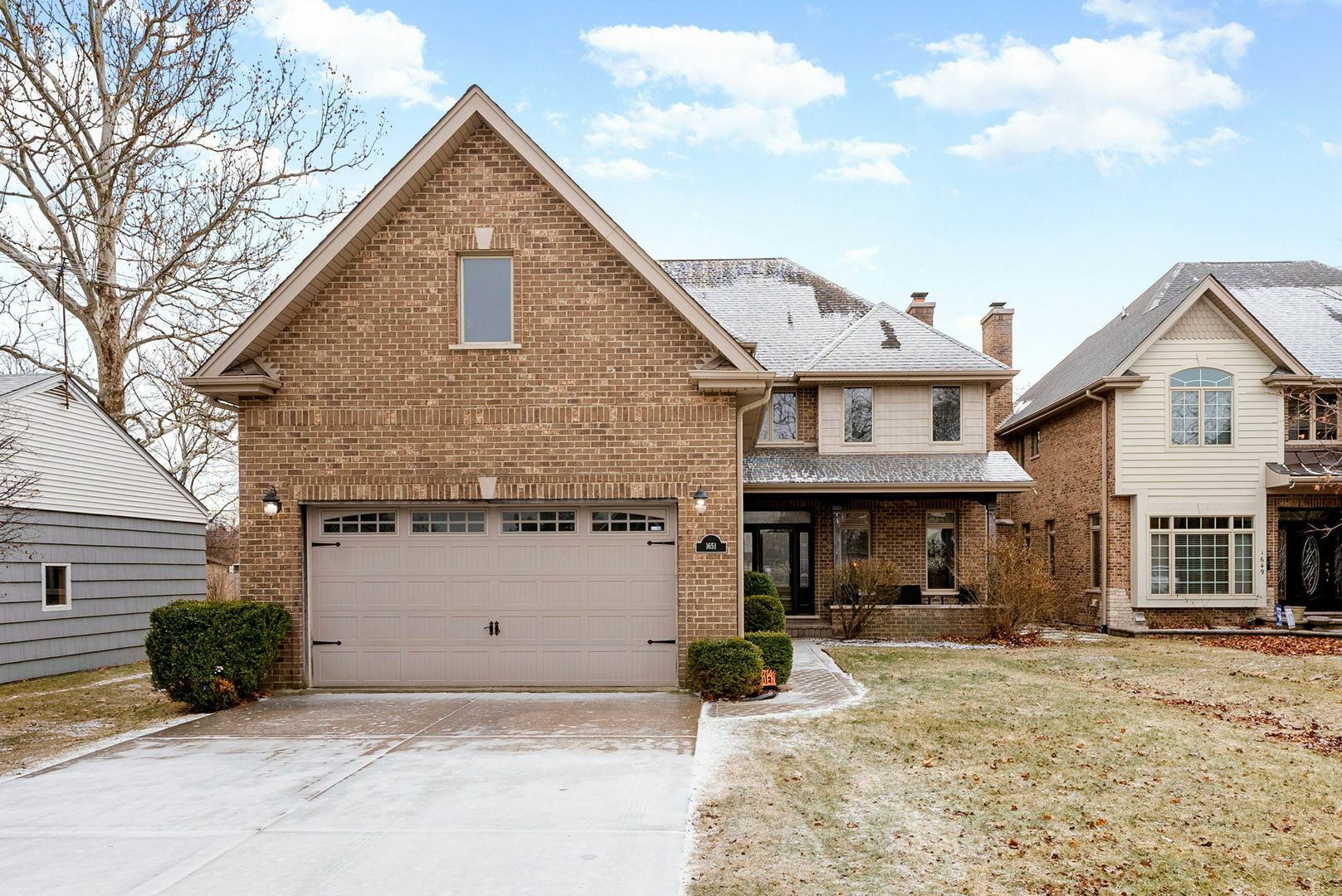 Property Photo:  1651 Greenleaf Avenue  IL 60018 