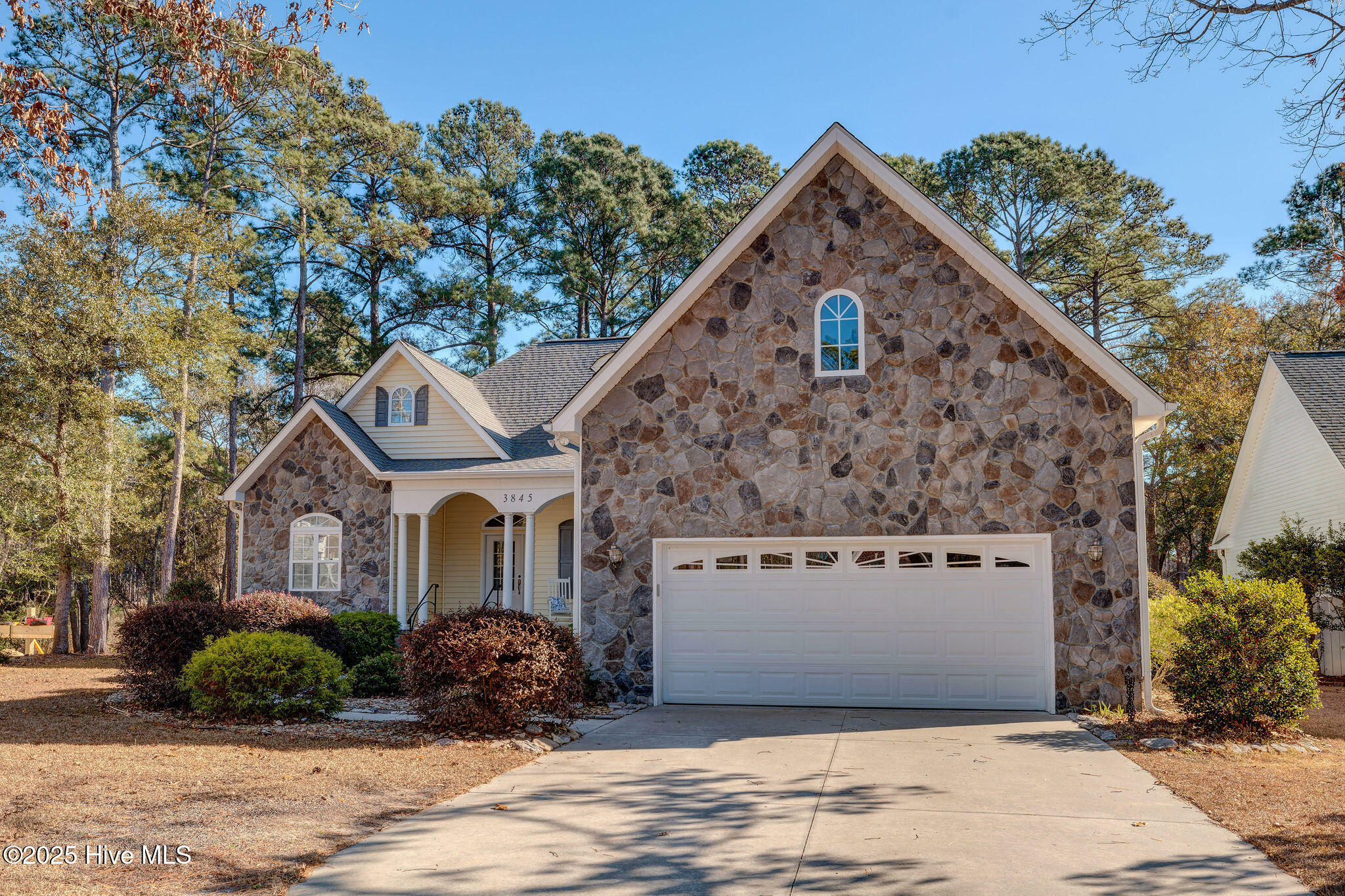 Property Photo:  3845 Timber Stream Drive  NC 28461 