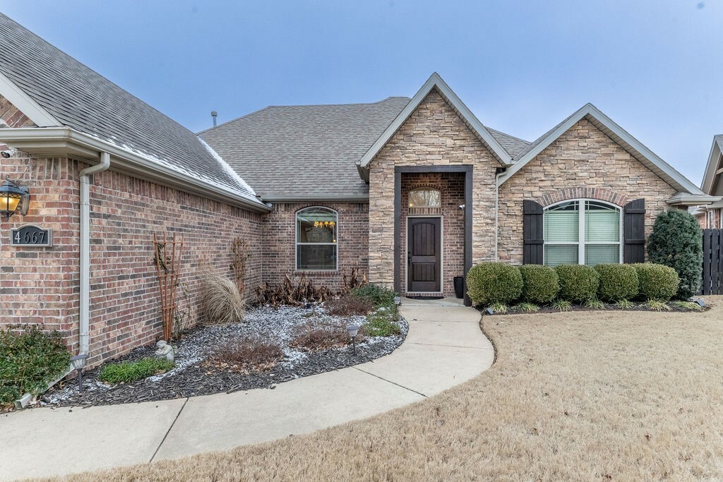 Property Photo:  4667 Rockledge Drive  AR 72764 