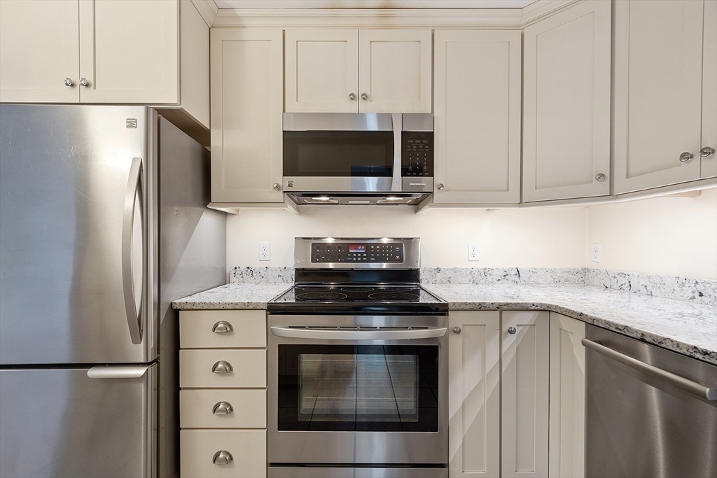 Property Photo: 5 Colonial Drive 2 MA 01810