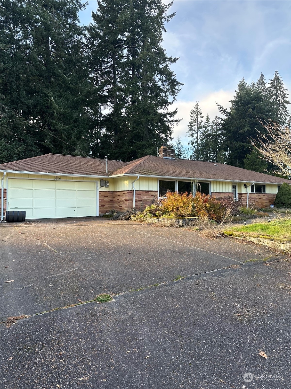 Property Photo:  3235  Lilly Road NE  WA 98506 