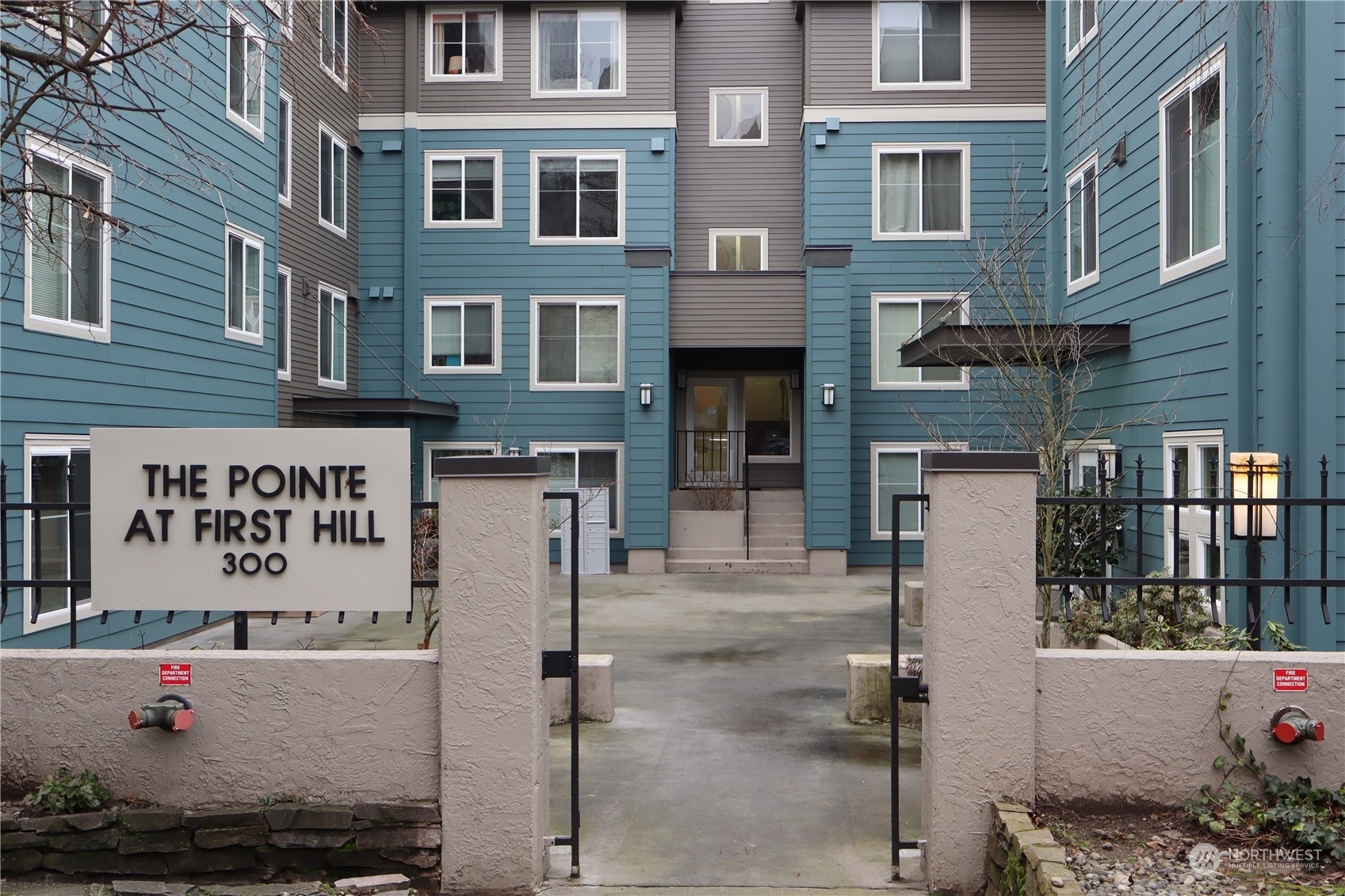Property Photo: 300 10th Avenue B-105 WA 98122