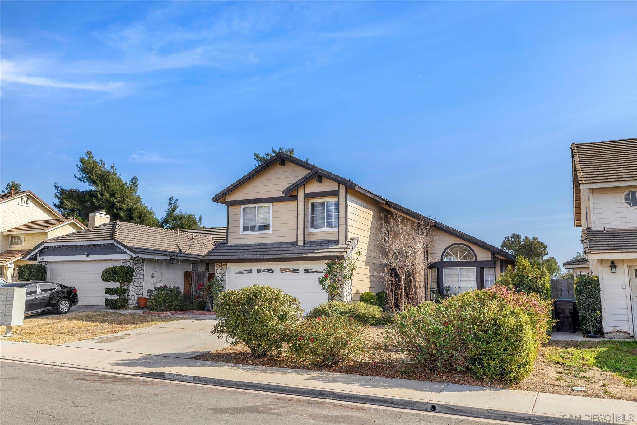 Property Photo:  41164 Mountain Pride Dr  CA 92562 